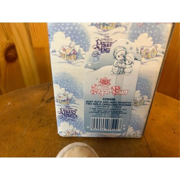 Precious Moments 1992 Sugar Town 529486 “ Aunt Ruth & Aunt Dorothy ” 3" (8436) - Picture 7 of 8